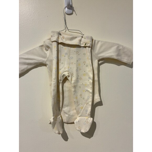 NWT Easy Peasy Cream Bodysuit & Leggings Outfit - 6M - Picture 2 of 3